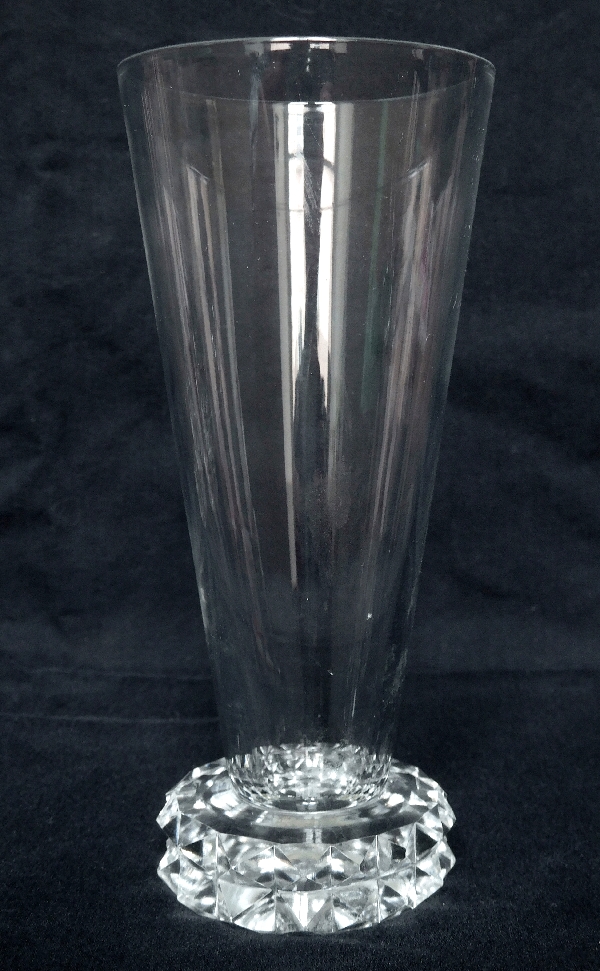Detail — St Louis crystal champagne flute, Diamant pattern - signed