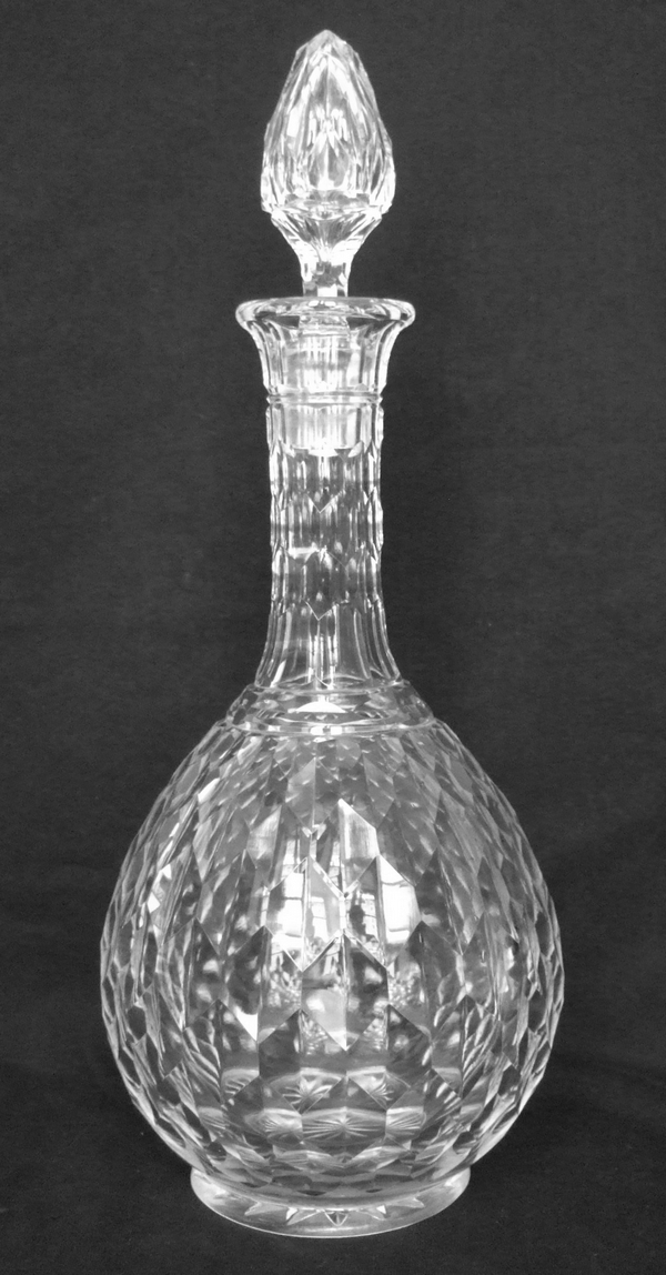 Detail — Baccarat crystal wine decanter, Juvisy pattern