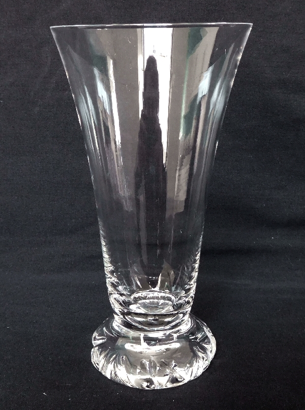 Detail — Daum crystal champagne glass / flute, Kim pattern - signed