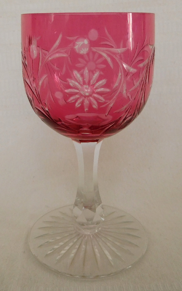 Detail — Baccarat crystal wine glass, pink overlay crystal, Maintenon pattern