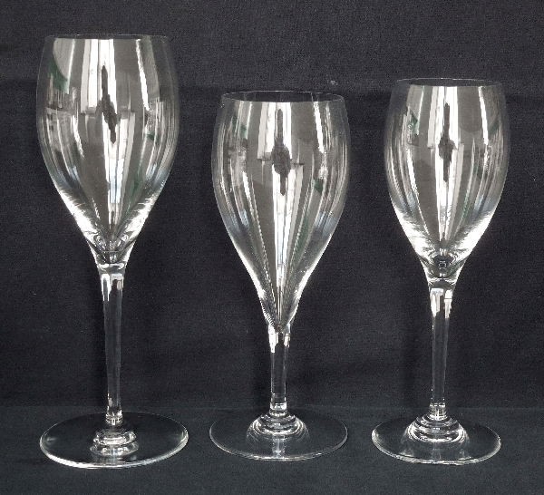 Détail — Verre à eau en cristal de Baccarat, modèle Saint Rémy - signé - 21,2cm