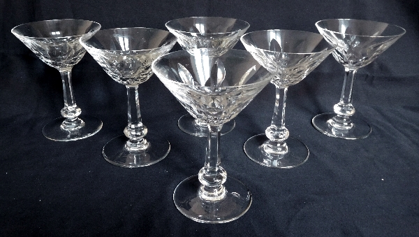 Détail — Coupe à champagne en cristal de Baccarat, modèle Picardie - signée