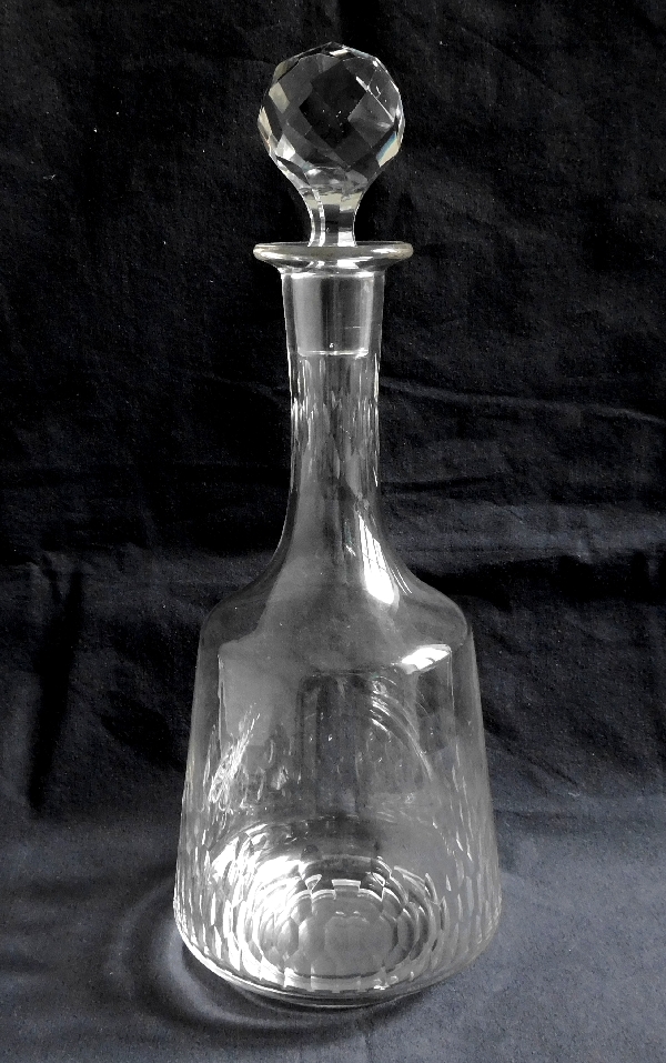 Detail — Baccarat crystal wine decanter, Richelieu pattern - 29.5cm