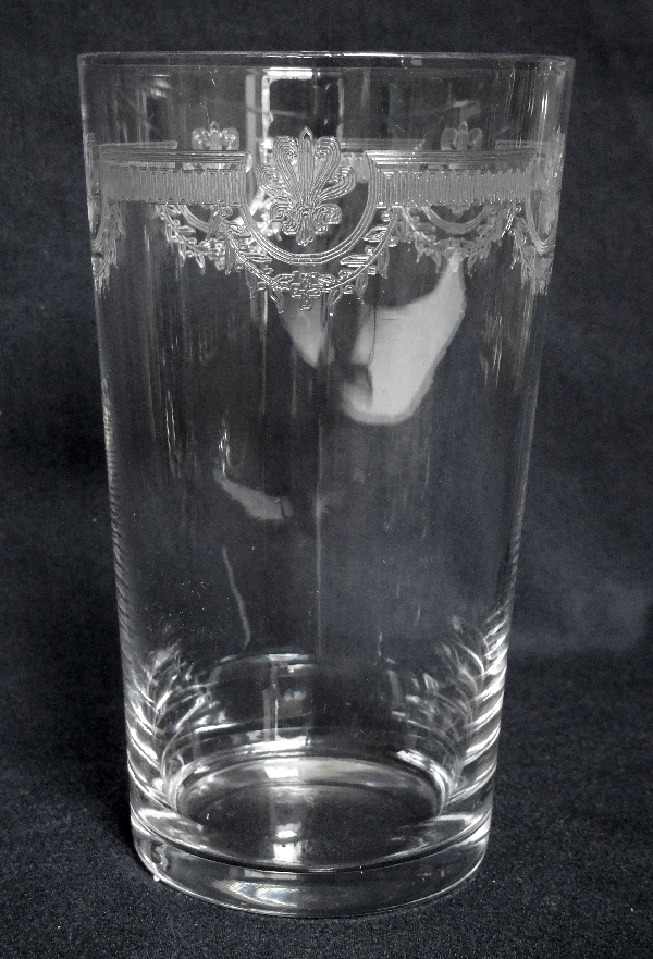 Détail — Verre à bière en cristal de Saint Louis, modèle Manon