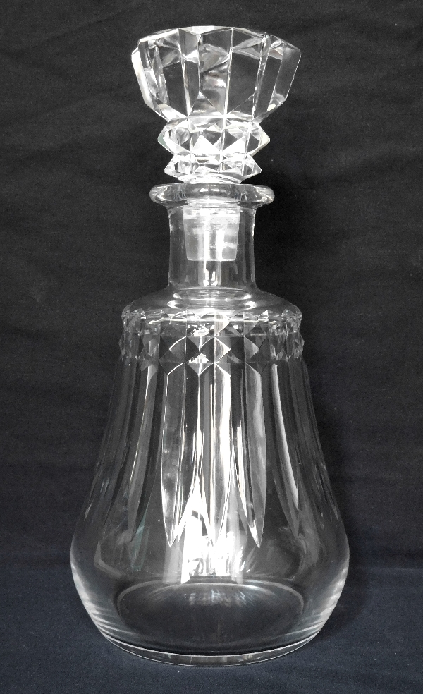 Detail — Baccarat crystal whisky bottle / wine decanter, Piccadilly pattern - signed