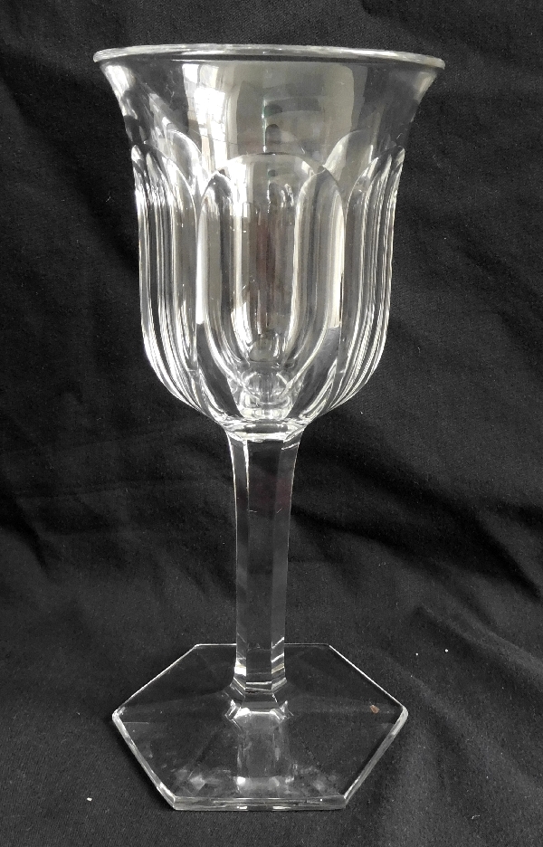 Détail — Verre à eau en cristal de Baccarat, modèle Malmaison - 18,8cm