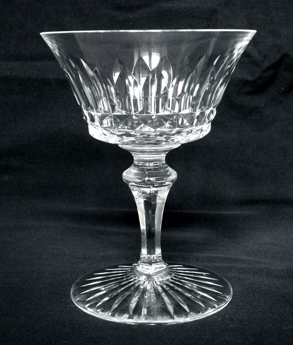 Détail — Coupe à champagne en cristal de Baccarat, modèle Buckingham - signée