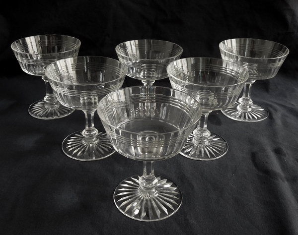Détail — Coupe à champagne en cristal de Baccarat, modèle Chicago version luxe