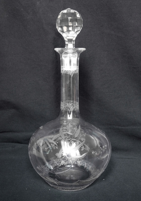 Détail — Carafe à eau en cristal de Baccarat, modèle Mimosas - 29,7cm