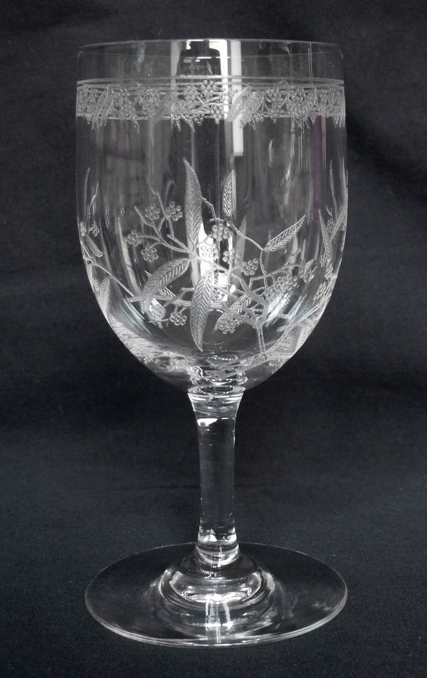 Détail — Verre à vin en cristal de Baccarat, modèle Mimosas - 11,8cm
