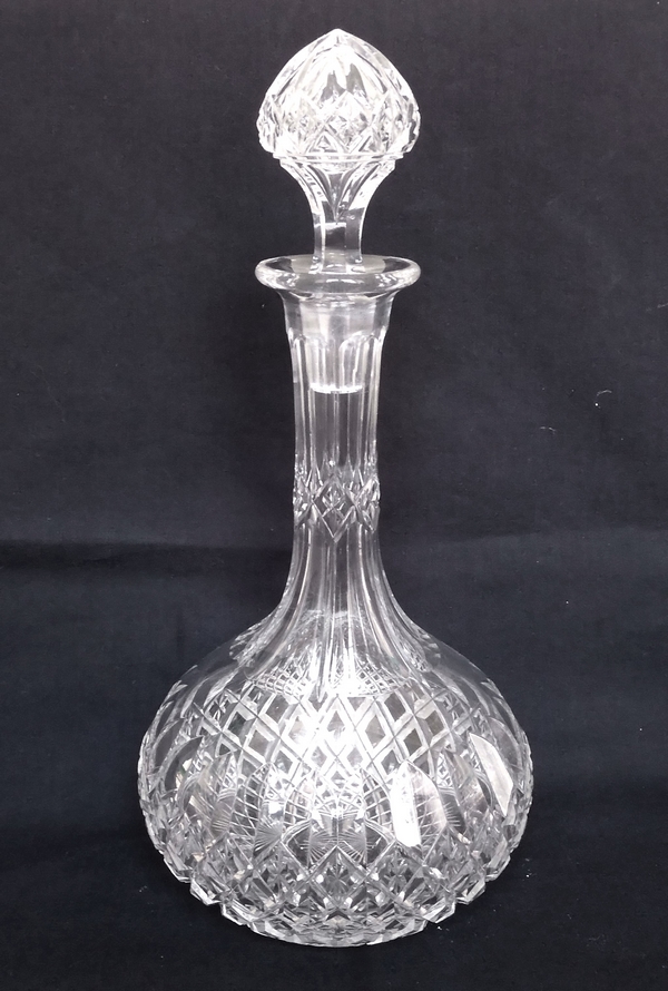 Détail — Carafe à eau en cristal de Baccarat, modèle Libourne (modèle GG) - 30,5cm