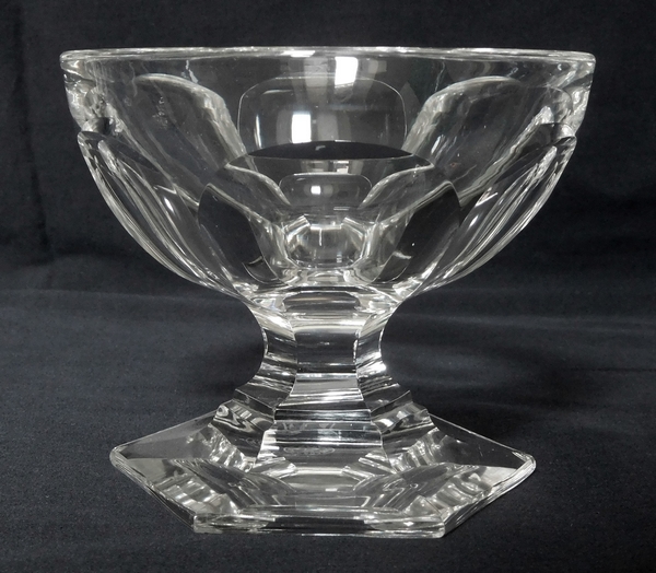 Détail — Coupe à champagne en cristal de Baccarat, modèle Bourbon - signé