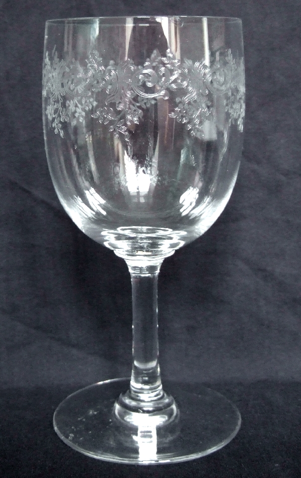 Détail — Verre à porto en cristal de Baccarat, modèle Sévigné - 10,9cm