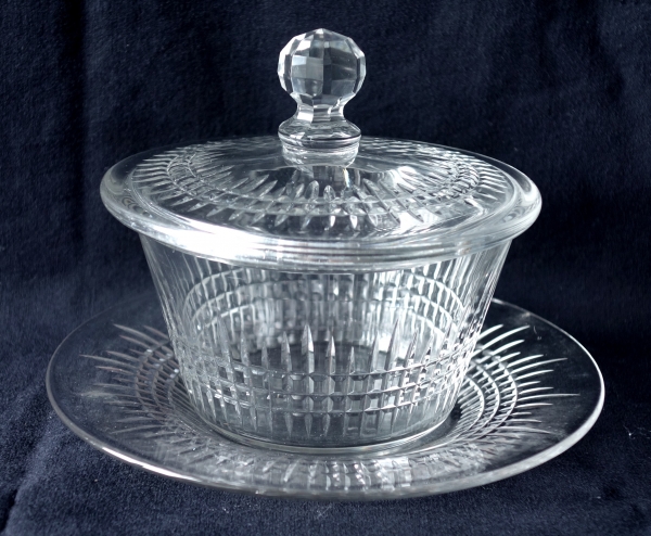 Détail — Beurrier en cristal de Baccarat, modèle Nancy