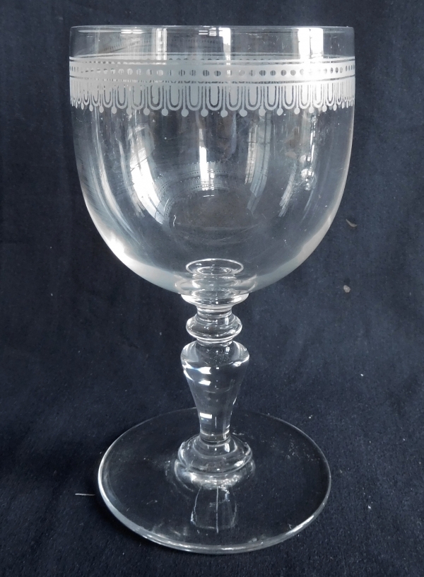 Détail — Verre à porto en cristal de Baccarat, modèle à gravure cannelée de style Louis XVI - 9,8cm