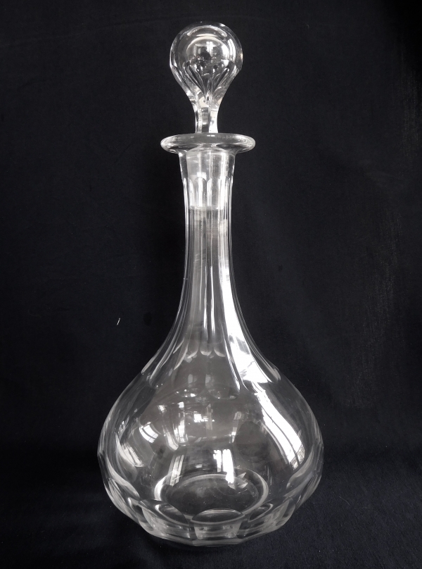 Détail — Carafe à vin en cristal de Baccarat taillé, époque XIXe vers 1850 - 27cm