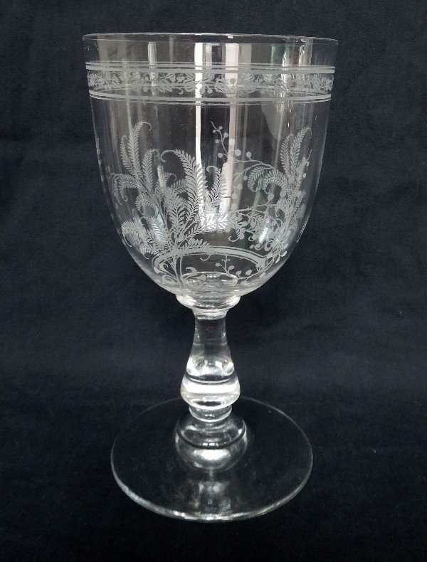 Détail — Verre à liqueur en cristal de Baccarat, modèle Fougères - 7,9cm