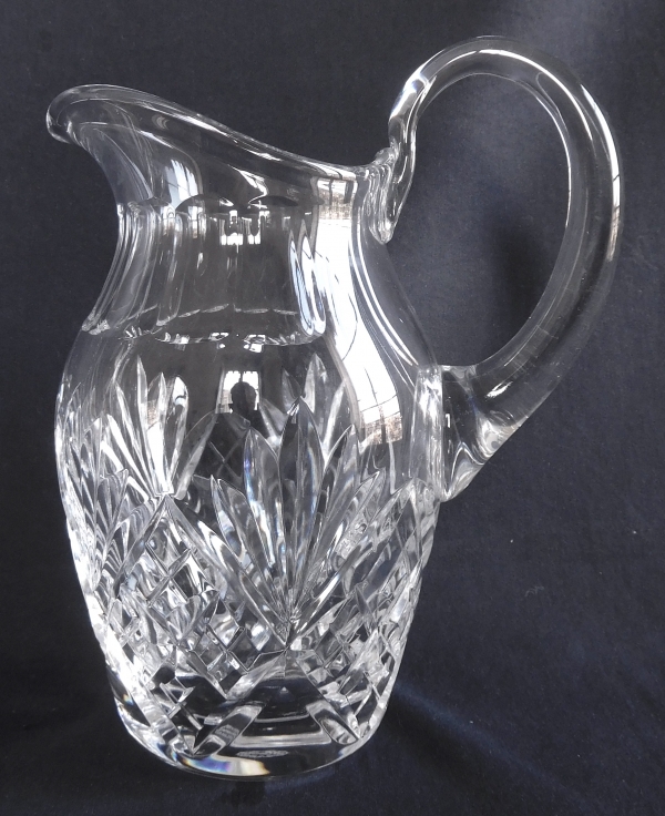 Detail — St Louis crystal water pitcher, Chantilly pattern - signed - 35cm