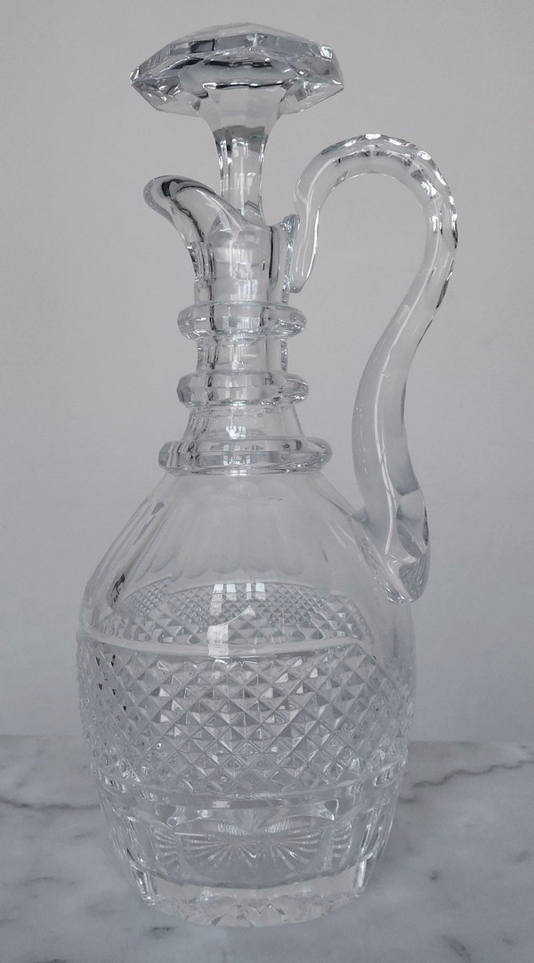 Détail — Aiguière en cristal de St Louis, modèle Trianon - signée