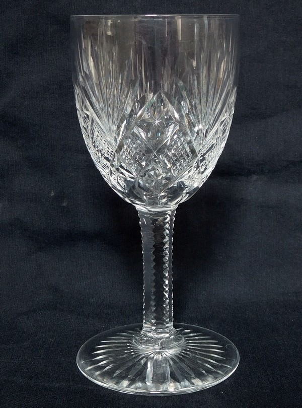 Détail — Verre à vin ou porto en cristal taillé de St Louis, modèle Gavarni - 11,5cm