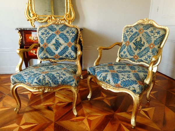 Detail — Pair of Louis XV gilt armchairs, Lyon 18th century circa 1760