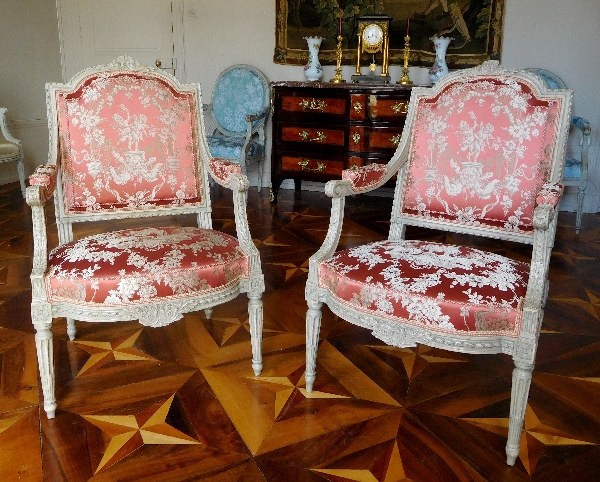 Detail — Pair of Louis XVI much sophisticated armchairs - France 18th century circa 1780