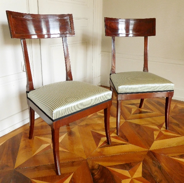Detail — Georges Jacob : pair of mahogany Klismos-shaped chairs - stamped - circa 1790