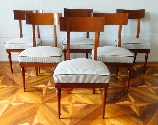 Détail — 6 chaises de salle à manger d'époque Directoire fin XVIIIe siècle - attribuées à Jacob