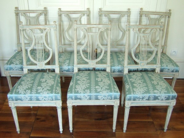 Détail — 6 chaises lyre d'époque Louis XVI, soie bleue, modèle de Jacob