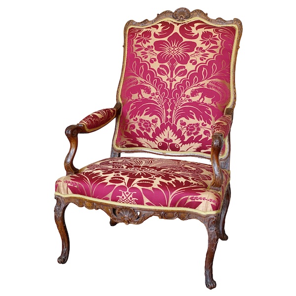 Grand fauteuil d'époque Louis XIV Régence vers 1710 - 1720 en bois très finement sculpté