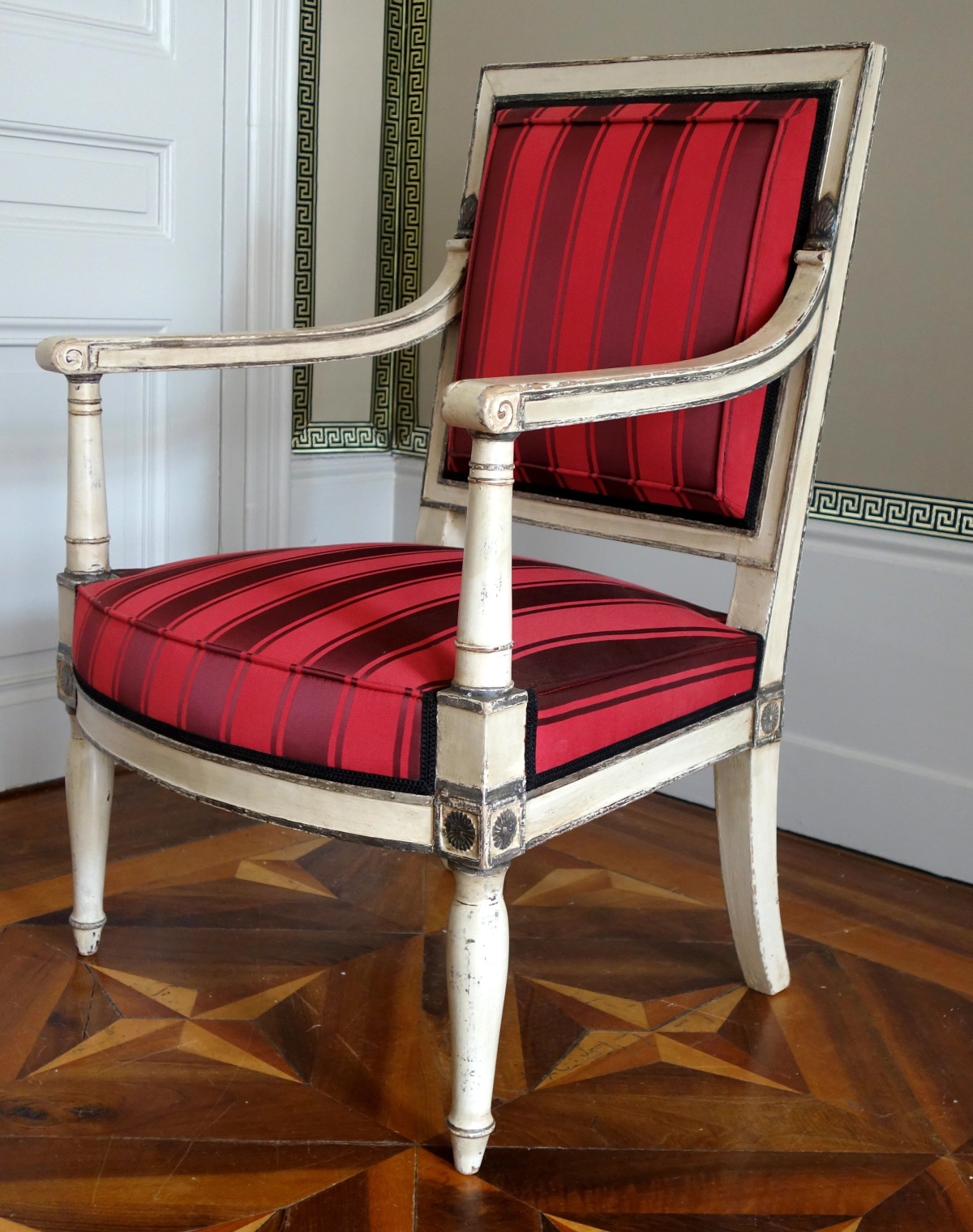 Detail — Imperial Empire armchair for Palais des Tuileries attributed to Jacob Desmalter