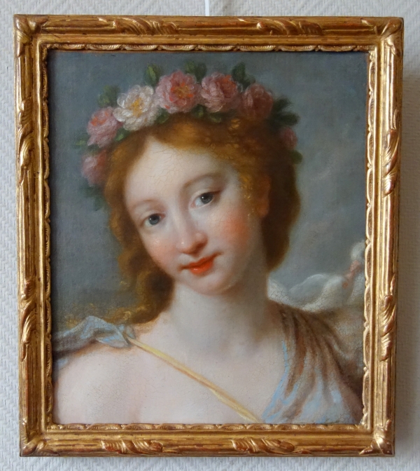 Détail — Ecole Française du XVIIIe siècle : portrait de jeune femme en Flore - huile sur toile