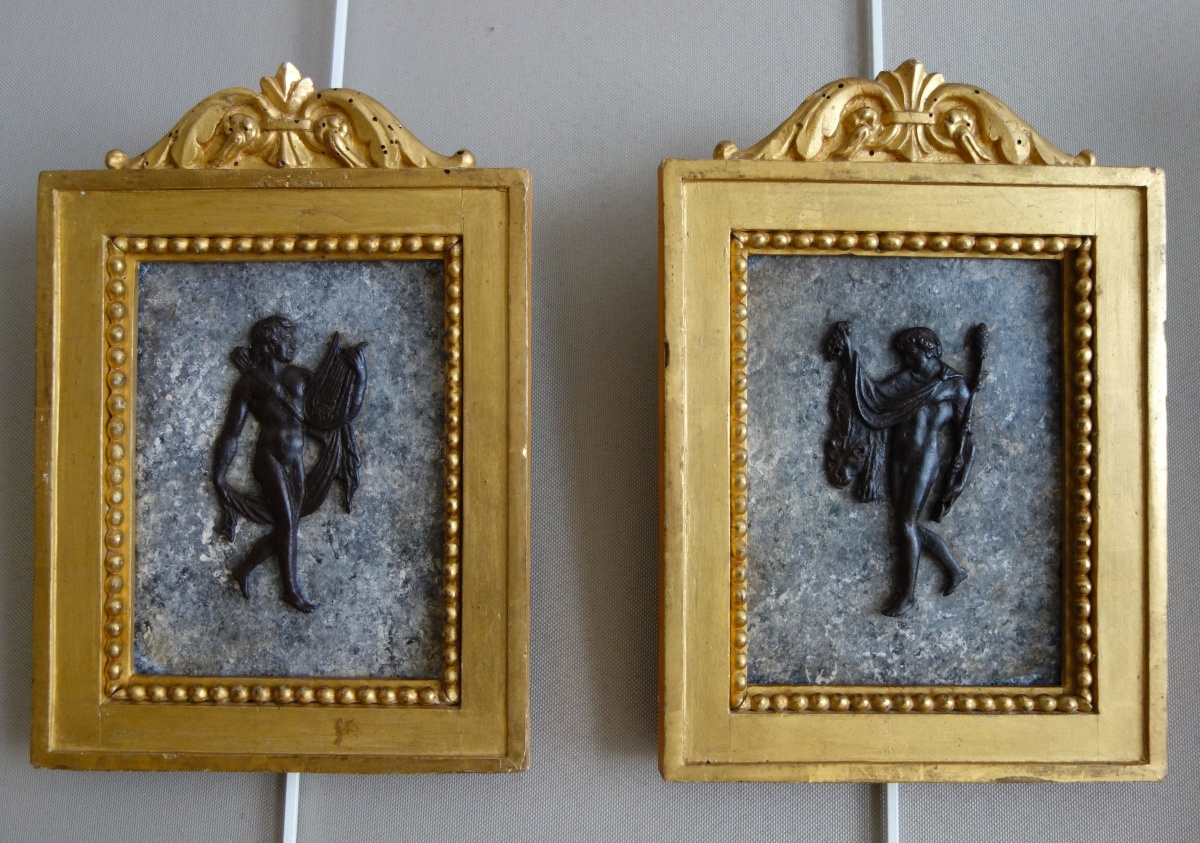 Detail — Grand Tour - pair of miniature bronzes picturing Apollo and Hercules, gilt wood frames